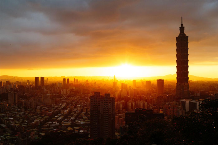 Taipei skyline sunset view from Taipei 101