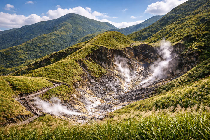 Paysage volcanique du parc national de Yangmingshan près de Taipei à Taïwan